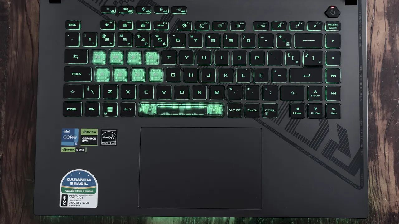 ROG Strix G614JU - Foto 2