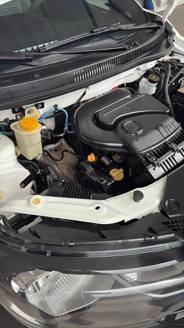Fiat Strada Endurance 1.4 Flex 8V CS Plus 2022 - Foto 5