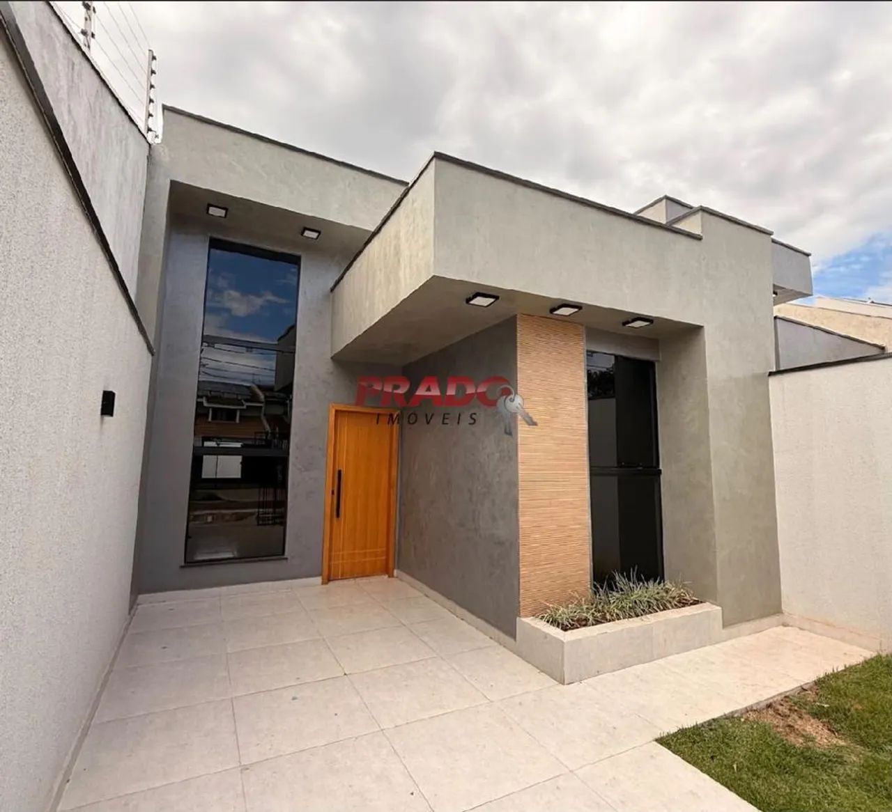 Casa à venda em Maringá, Jardim Campo Belo, com 3 quartos, com 65 m² - Foto 2