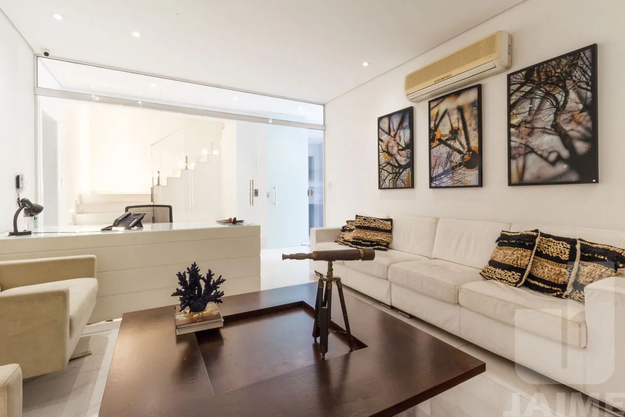 Casa Comercial com 10 salas e 8 vagas, 530 m2 em área nobre e sofisticada do bairro - Paca - Foto 4