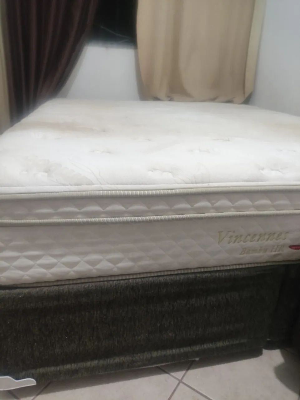 VENDO CAMA KING em ótimo estado - Foto 2
