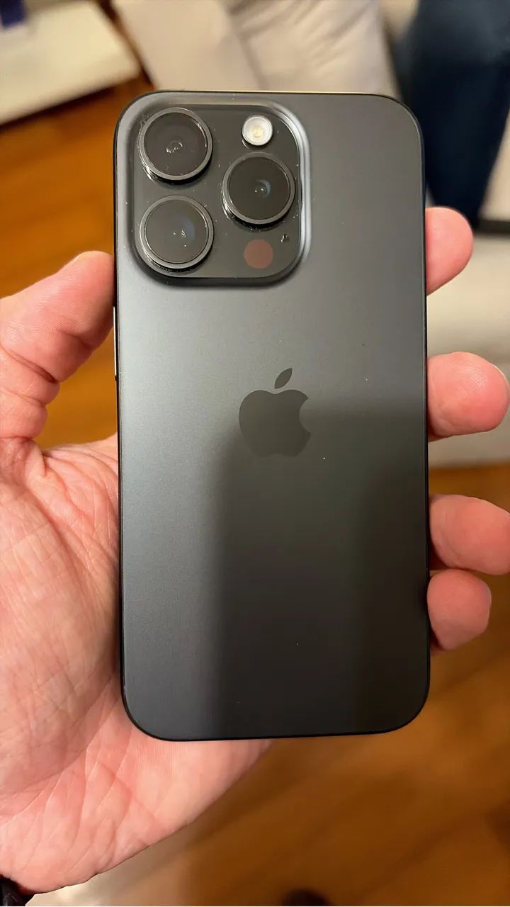 iPhone 15 Pro - Foto 5