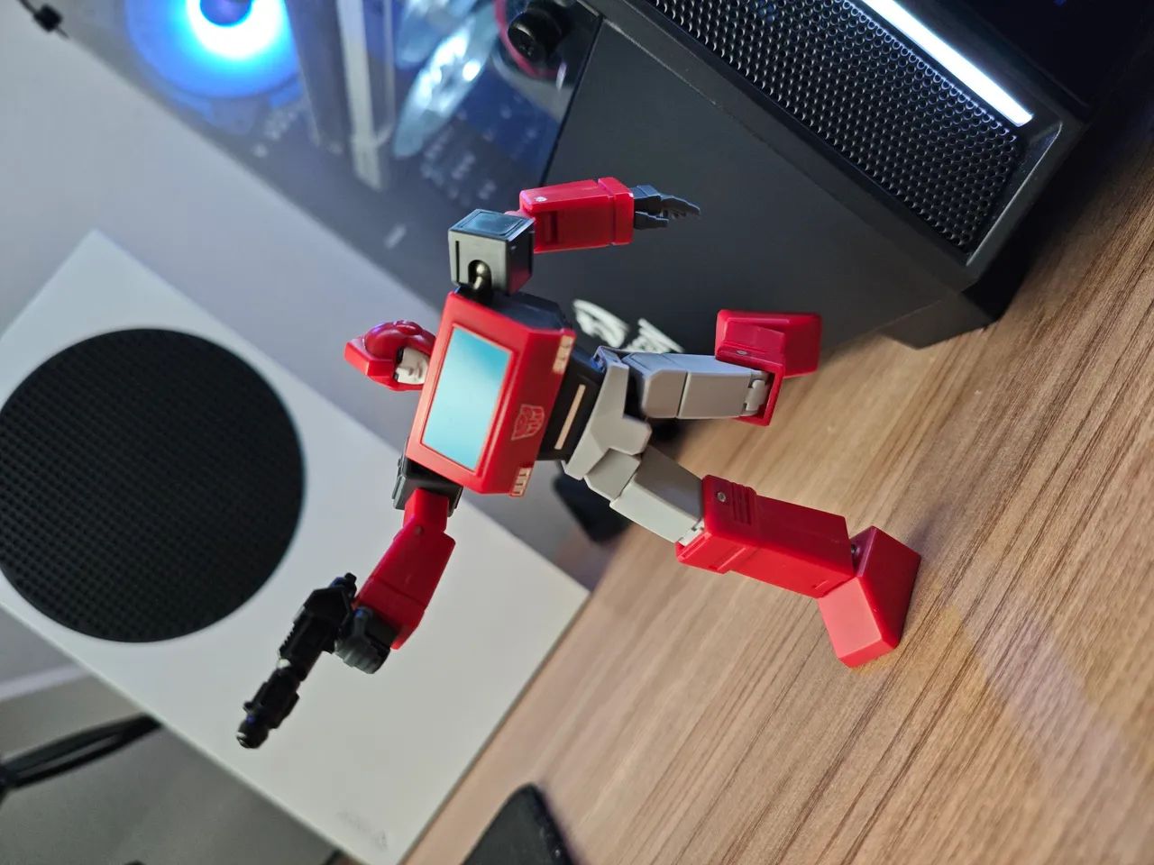 TRANSFORMERS YOLOPARK IRONHIDE  - Foto 2