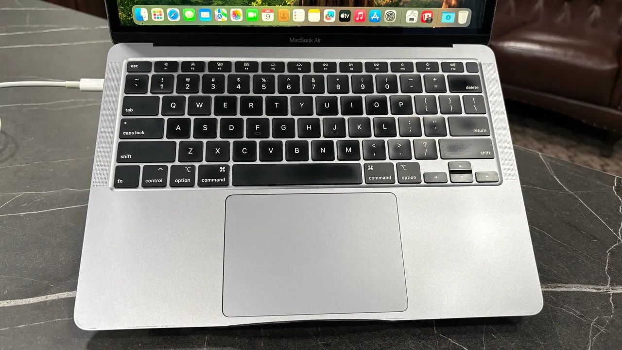 MacBook Air 13 2020 A2179 i3 8GB 256GB SSD Seminovo - Notebooks