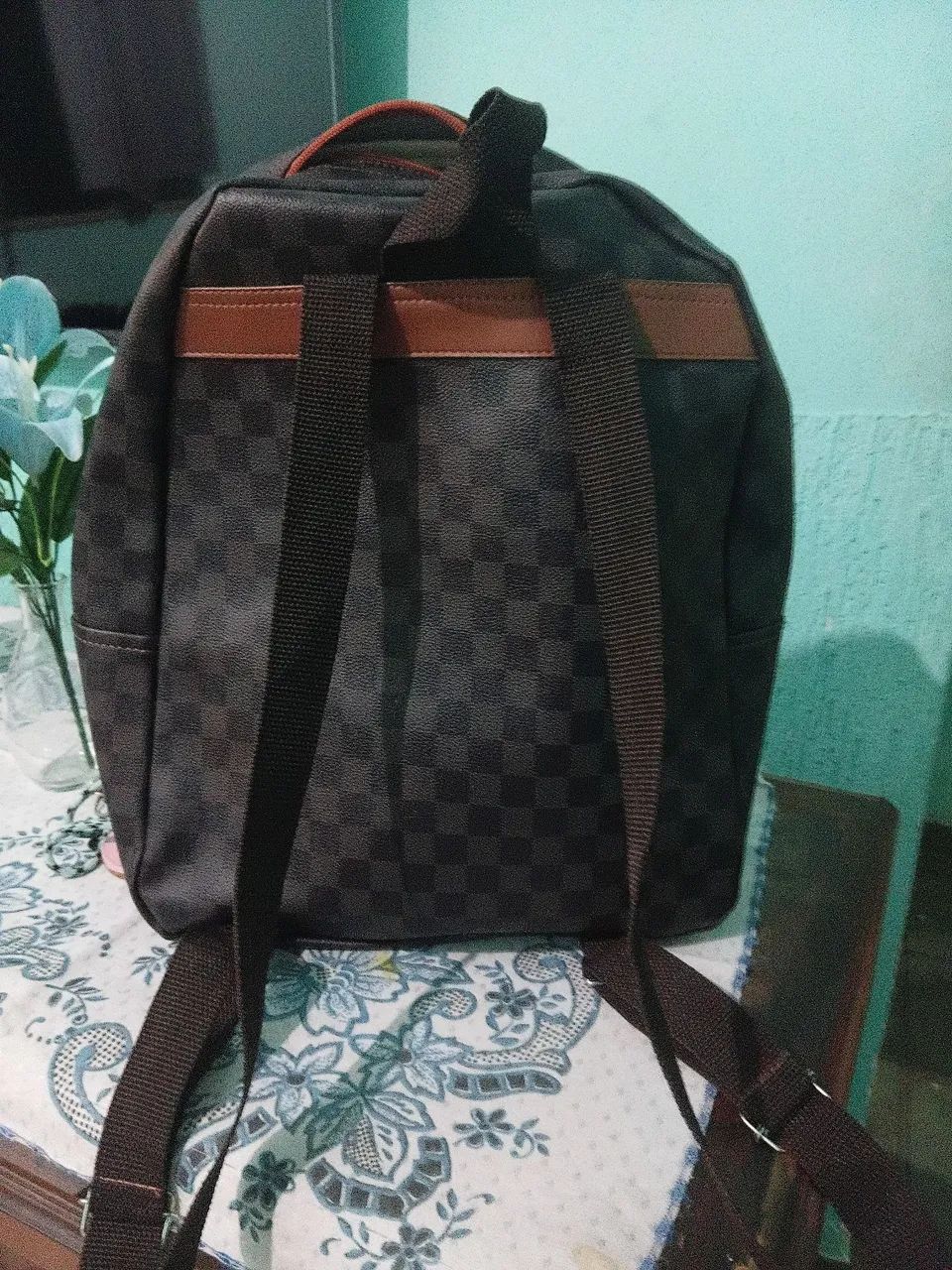 Mochila de couro sintético  - Foto 2