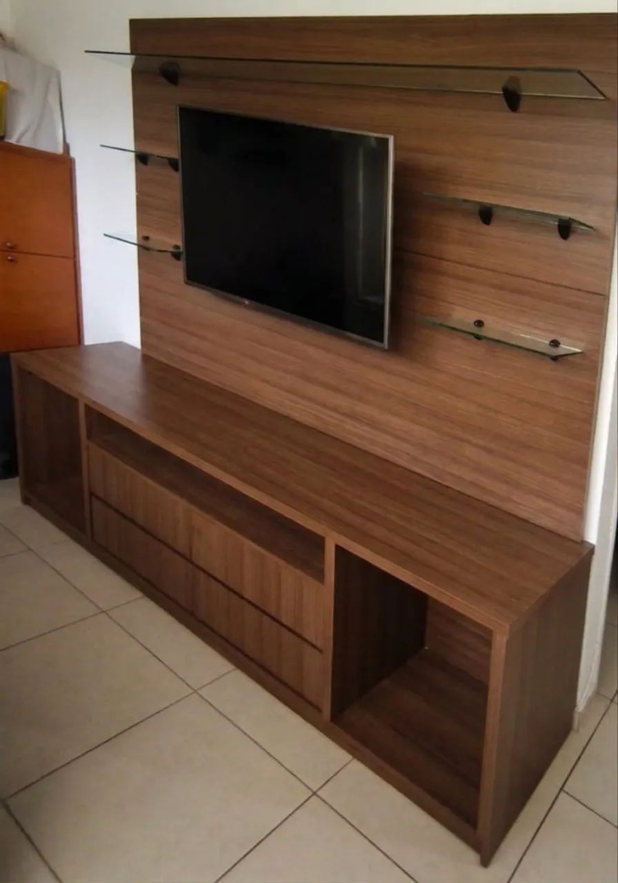 Rack de madeira com painel  - Foto 2
