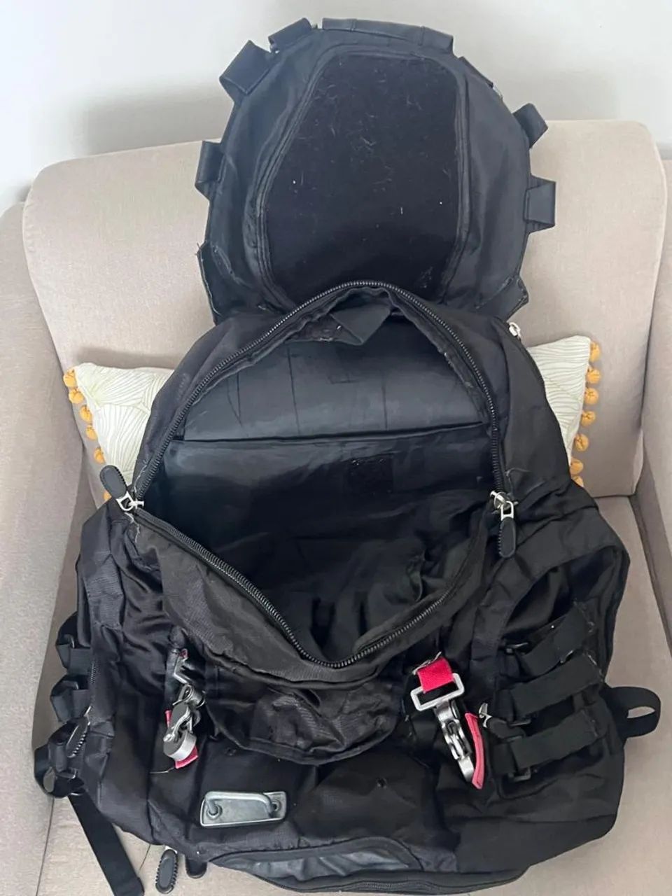 Mochila da Oakley semi nova