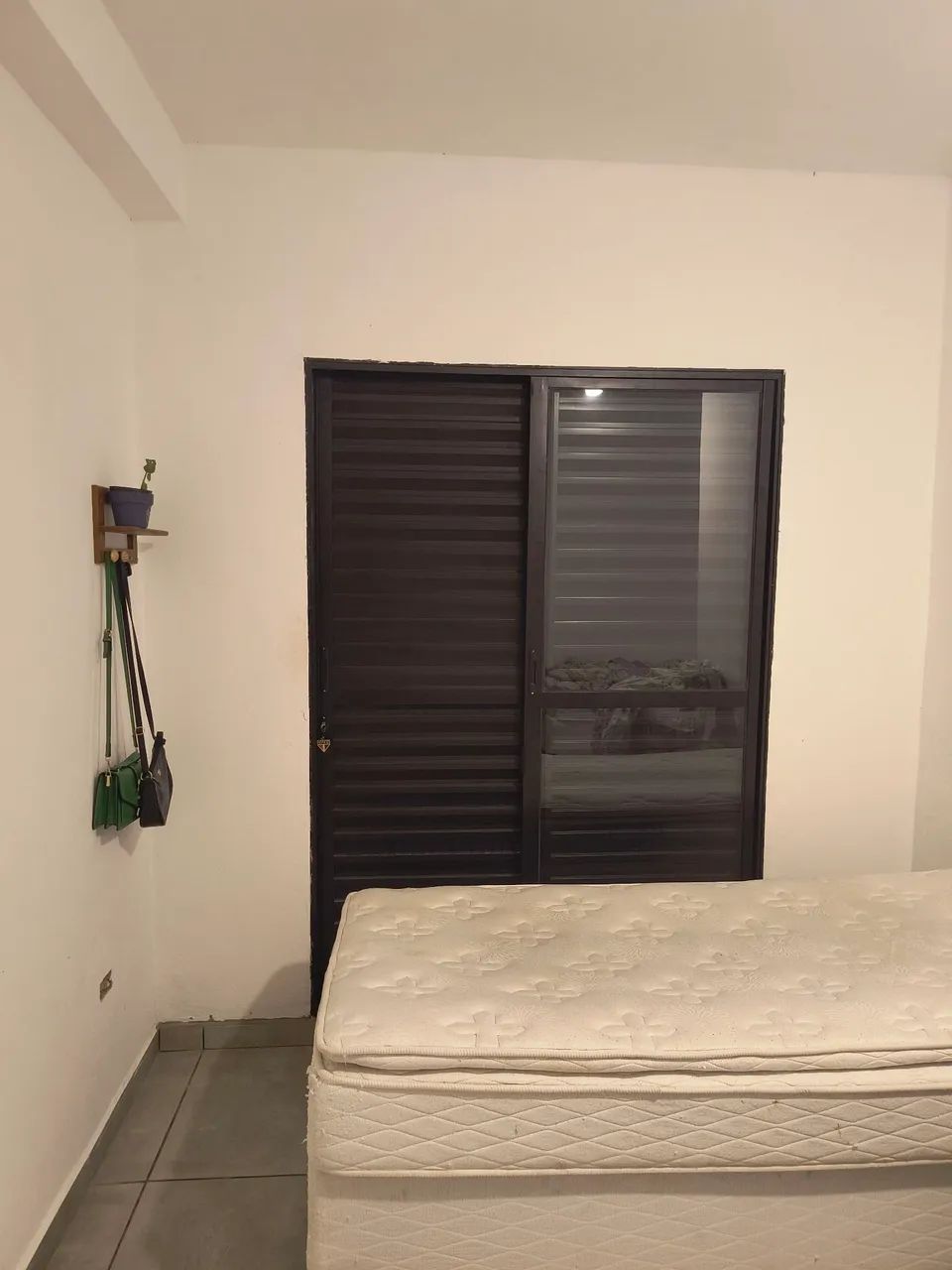 Foto - Embu-Guaçu - Sapateiro
