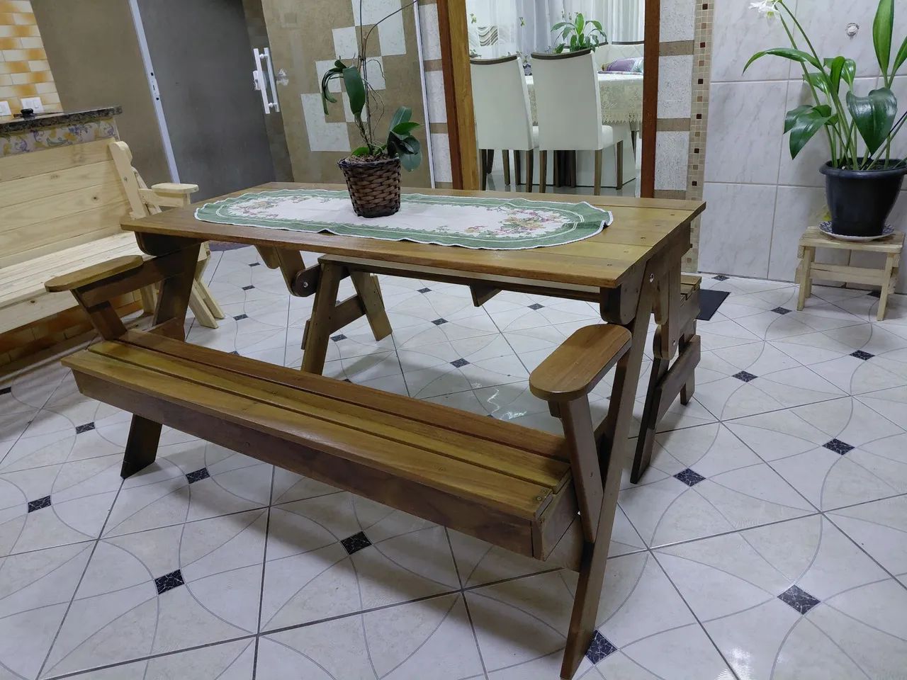 Mesa que vira banco 