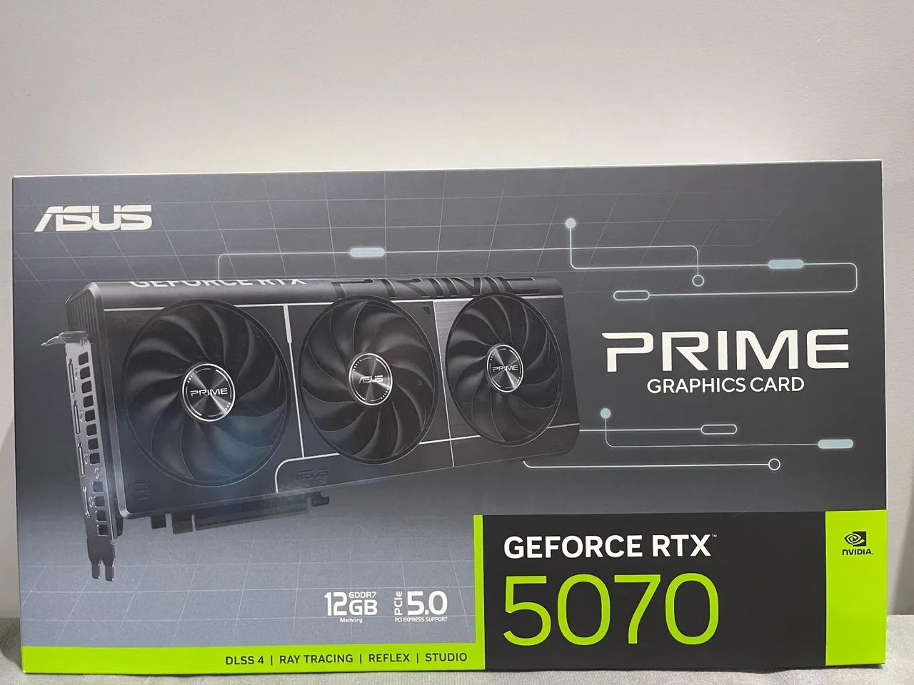RTX 5070 Asus Prime Triple fan 12GB