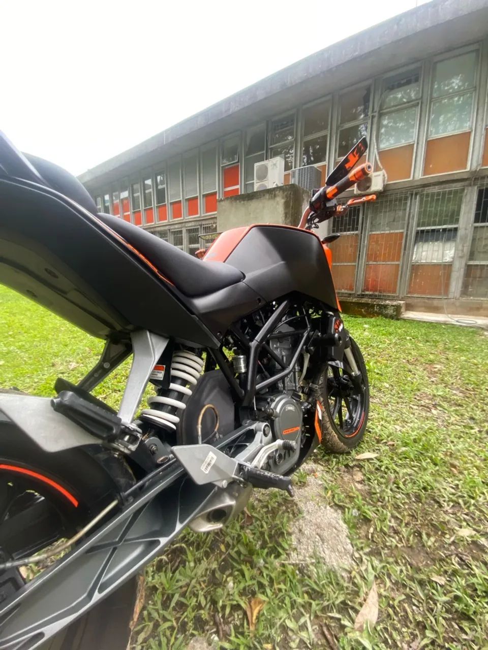 KTM Duke 200 2016 - Foto 3