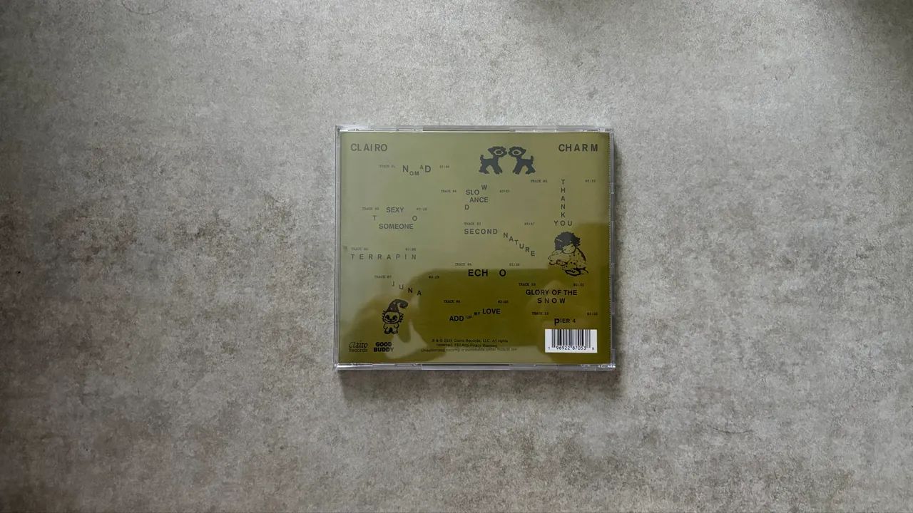 cd charm - clairo - Foto 2