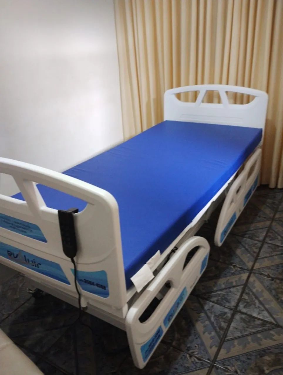 Cama Hospitalar em excelente estado - Foto 5