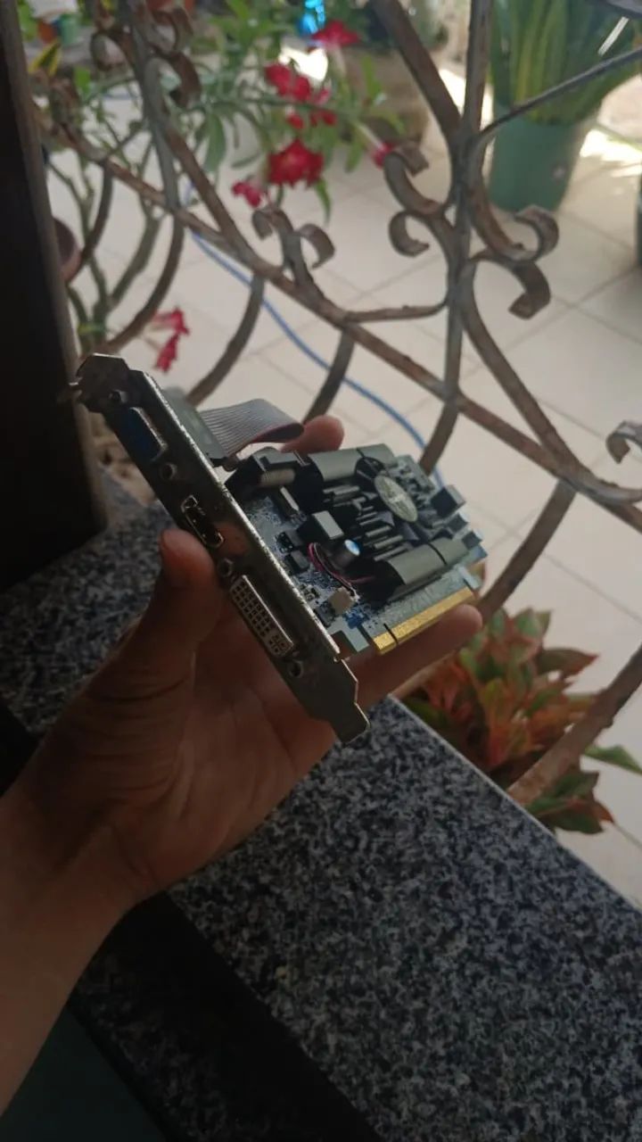Placa de Video gt210 - Foto 2