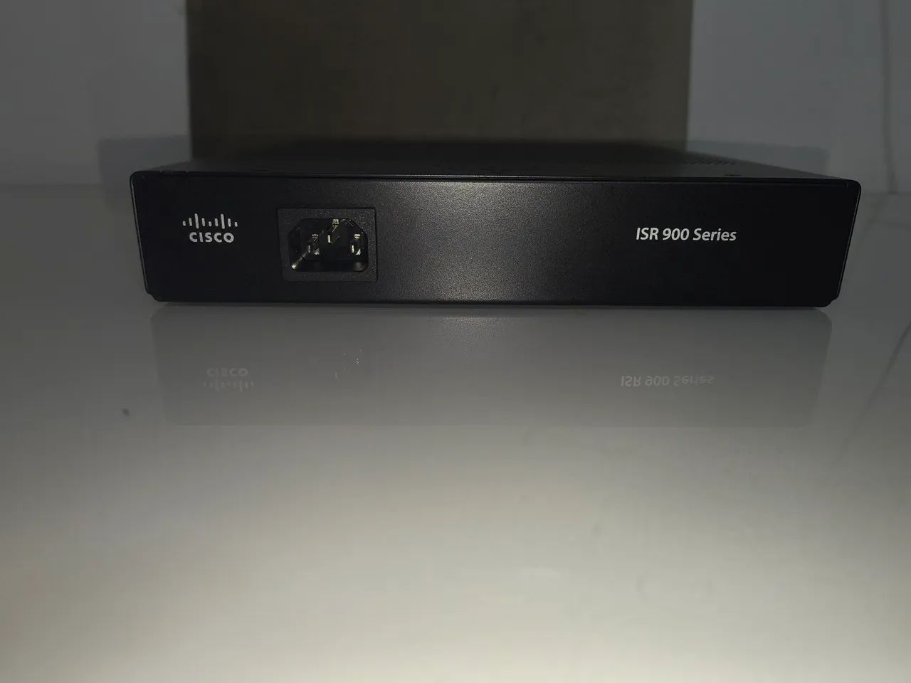 ROTEADOR CISCO ISR 900 SERIES  - Foto 2