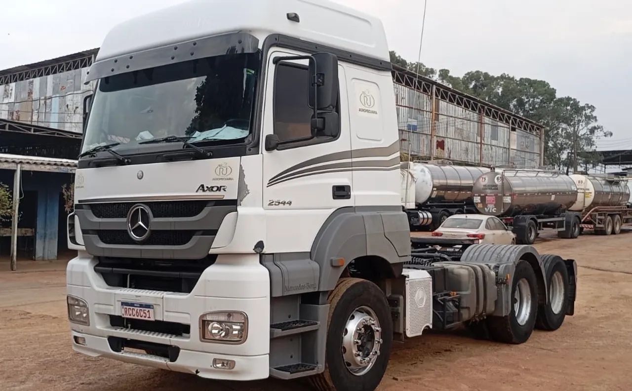 Axor 2544 trucado