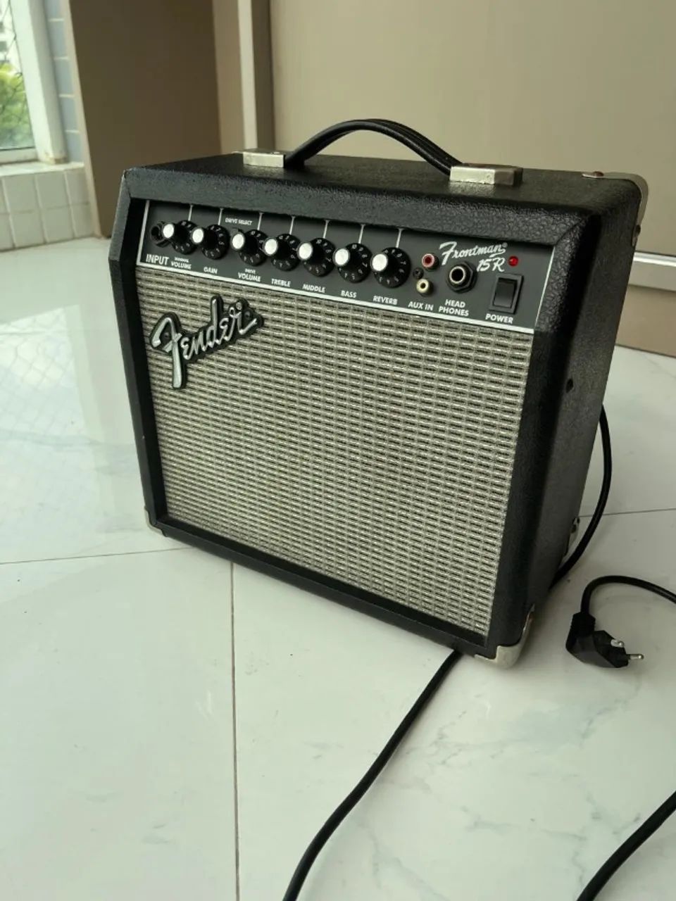 Amplificador fender frontman 15R - Foto 2