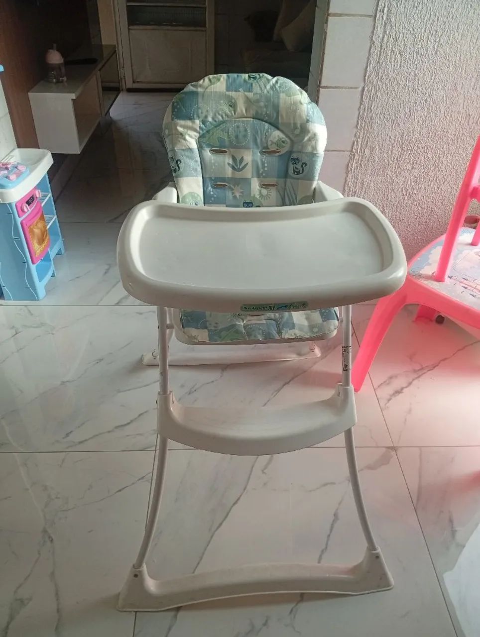Cadeira de alimentação 