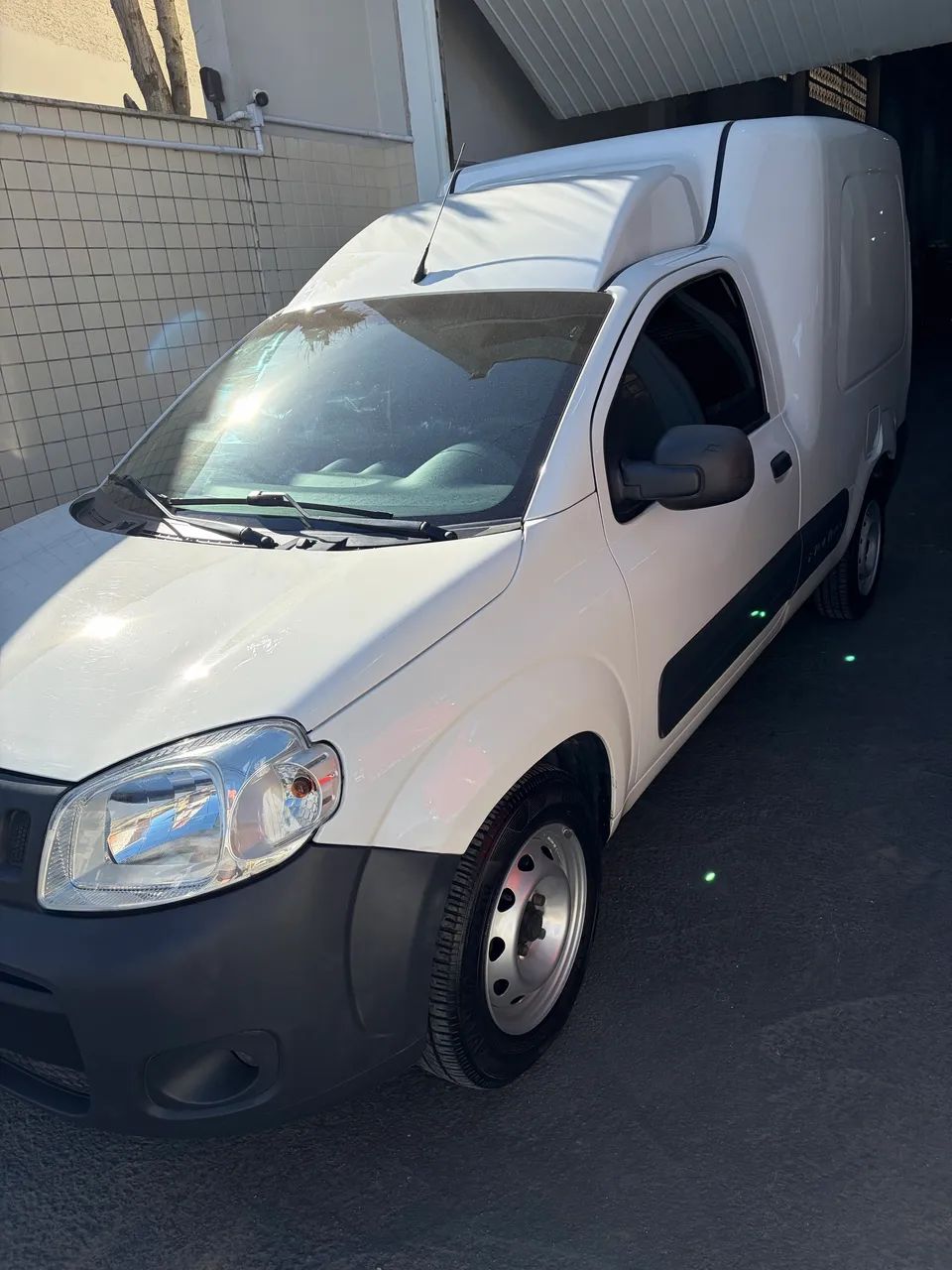 Fiat Fiorino Fiorino Furgão Work. HARD 1.4 Flex 8V 2p 2017