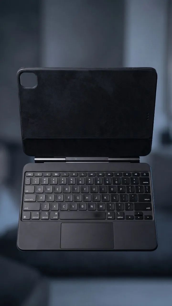 Capa e Teclado Apple Magic Keyboard para iPad Pro 11" (M4) - Inglês (EUA) - Foto 2