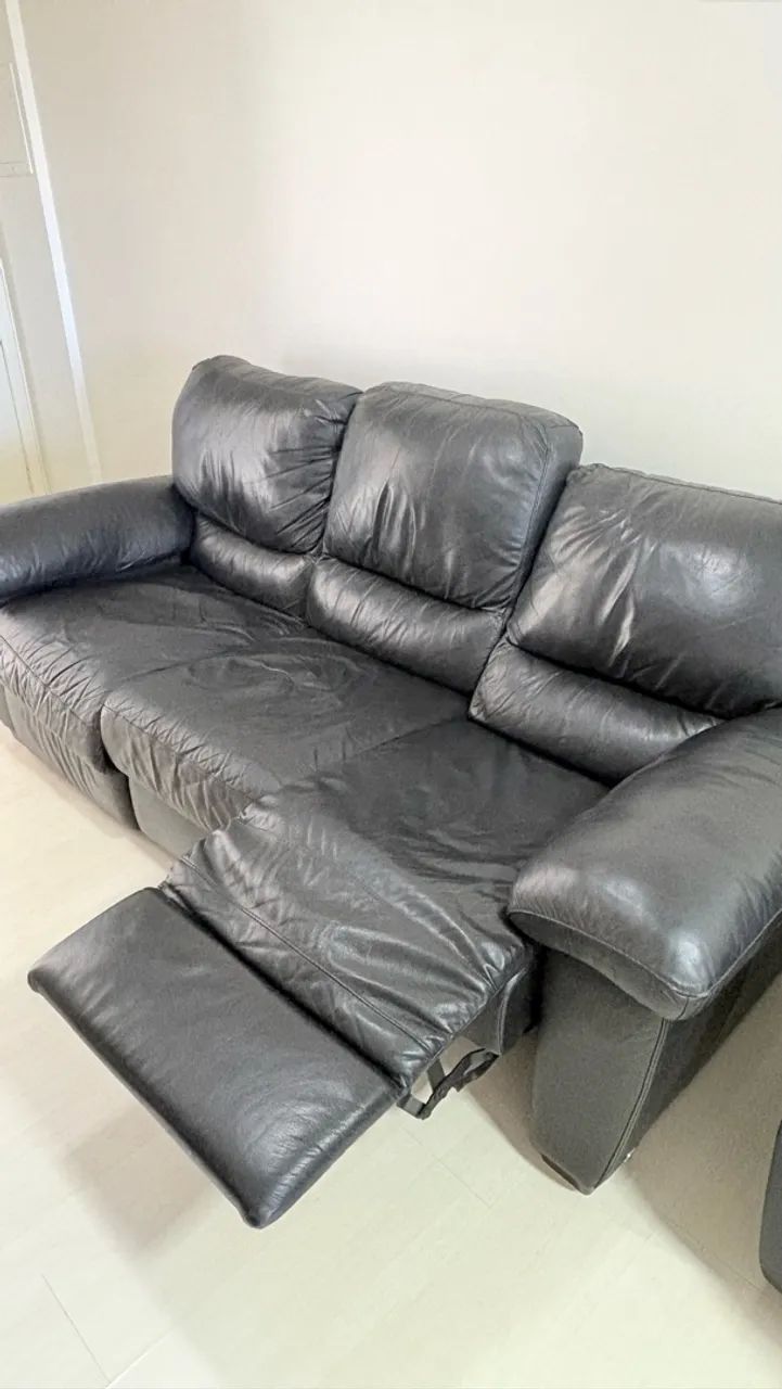 Sofá de couro legítimo reclinável  - Foto 2