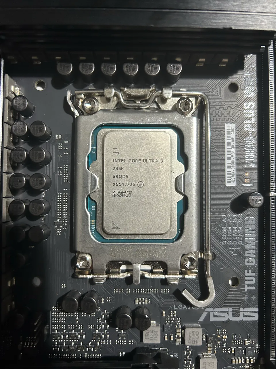Placa Mãe Gigabyte GA-X58A-UD3R com prkcessador Core i7, 8GB de