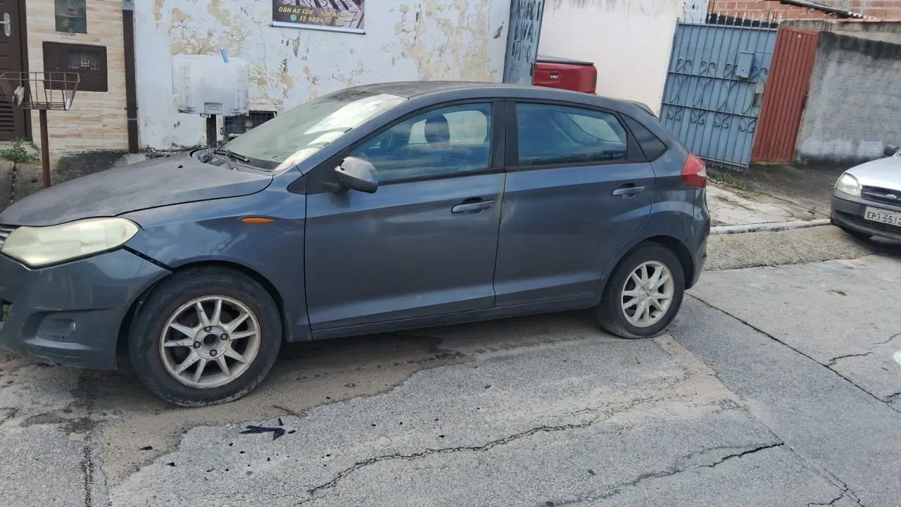 Chery Celer Hatch 1.5 16V Flex 5P 2013