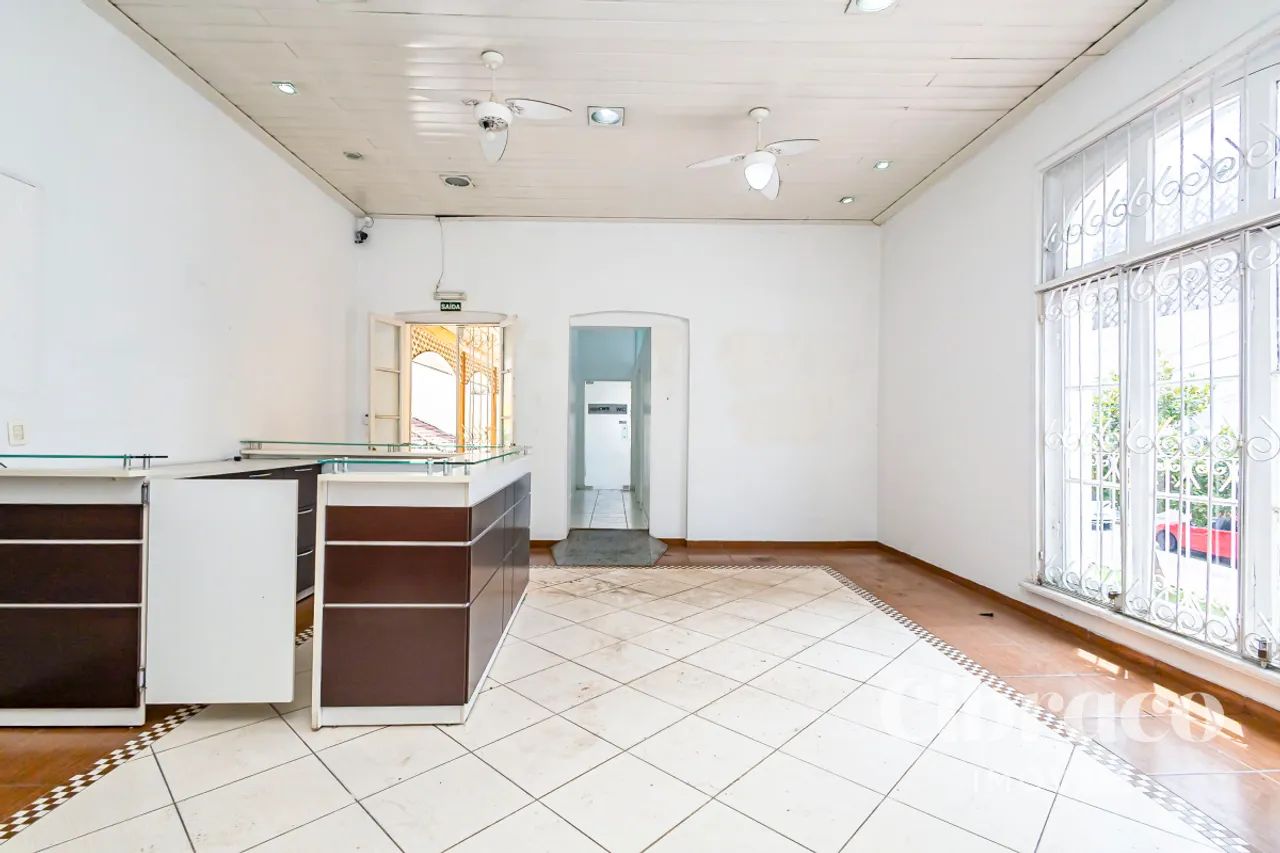 Casa Comercial para alugar no Centro Cívico de 252m² - Foto 5