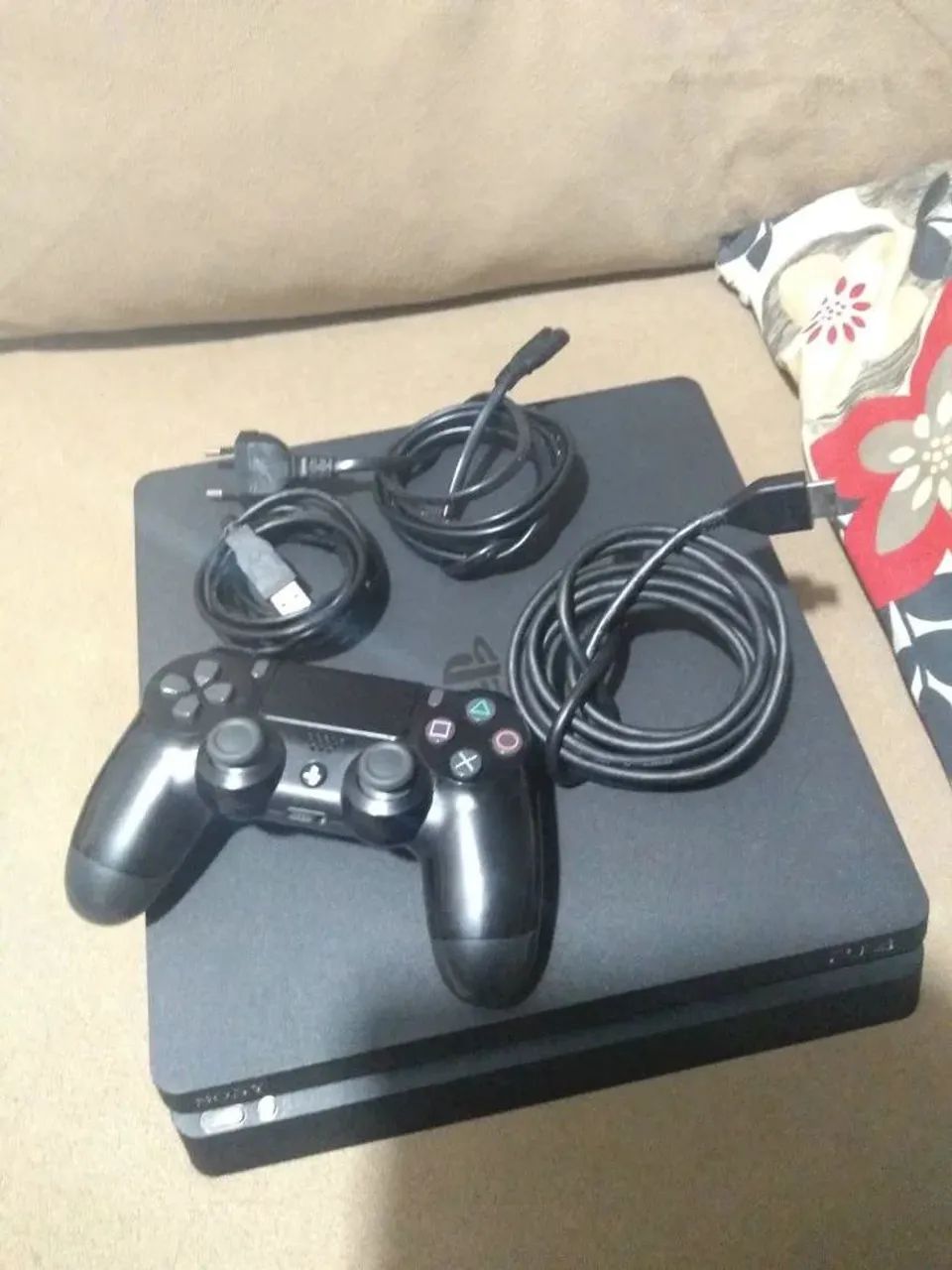 Playstation 4 Slim - Foto 4