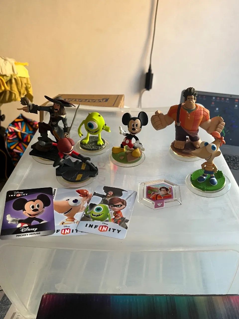 Skylanders bonecos  - Foto 3