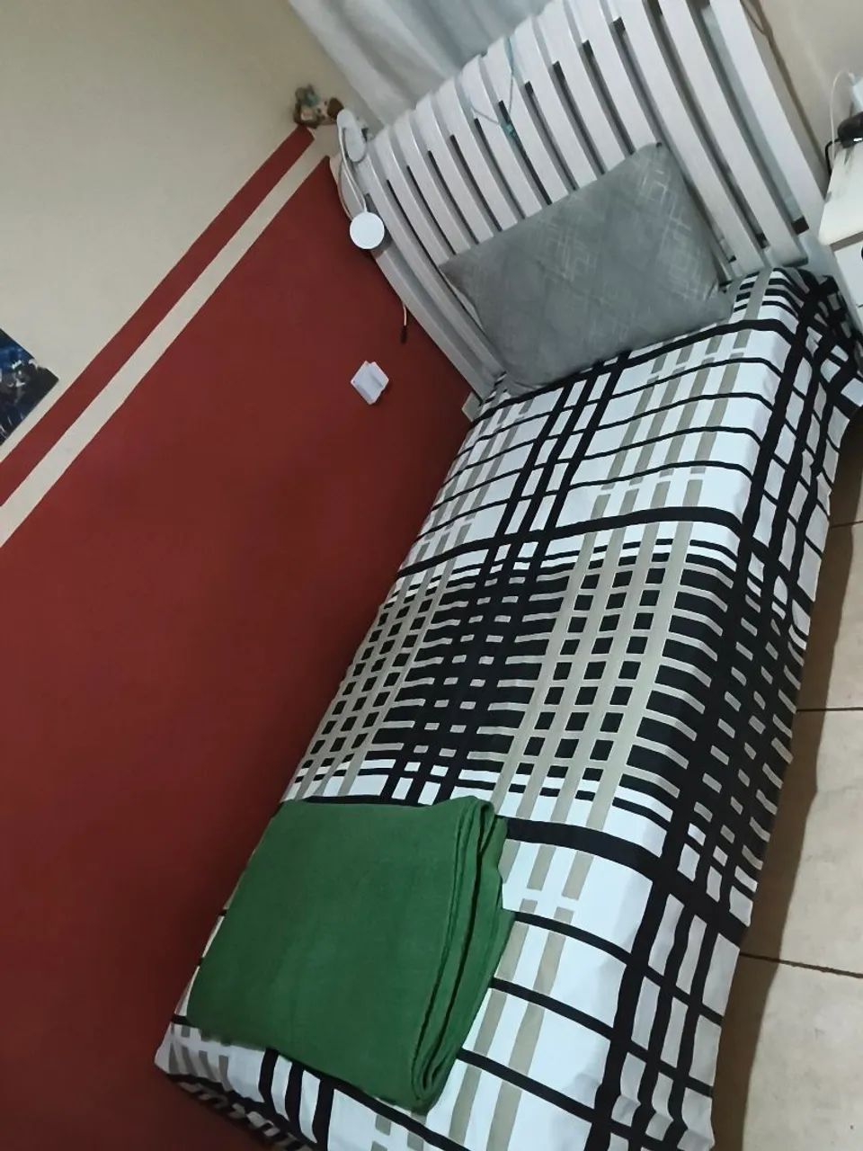 Cama de solteiro reforçada 
