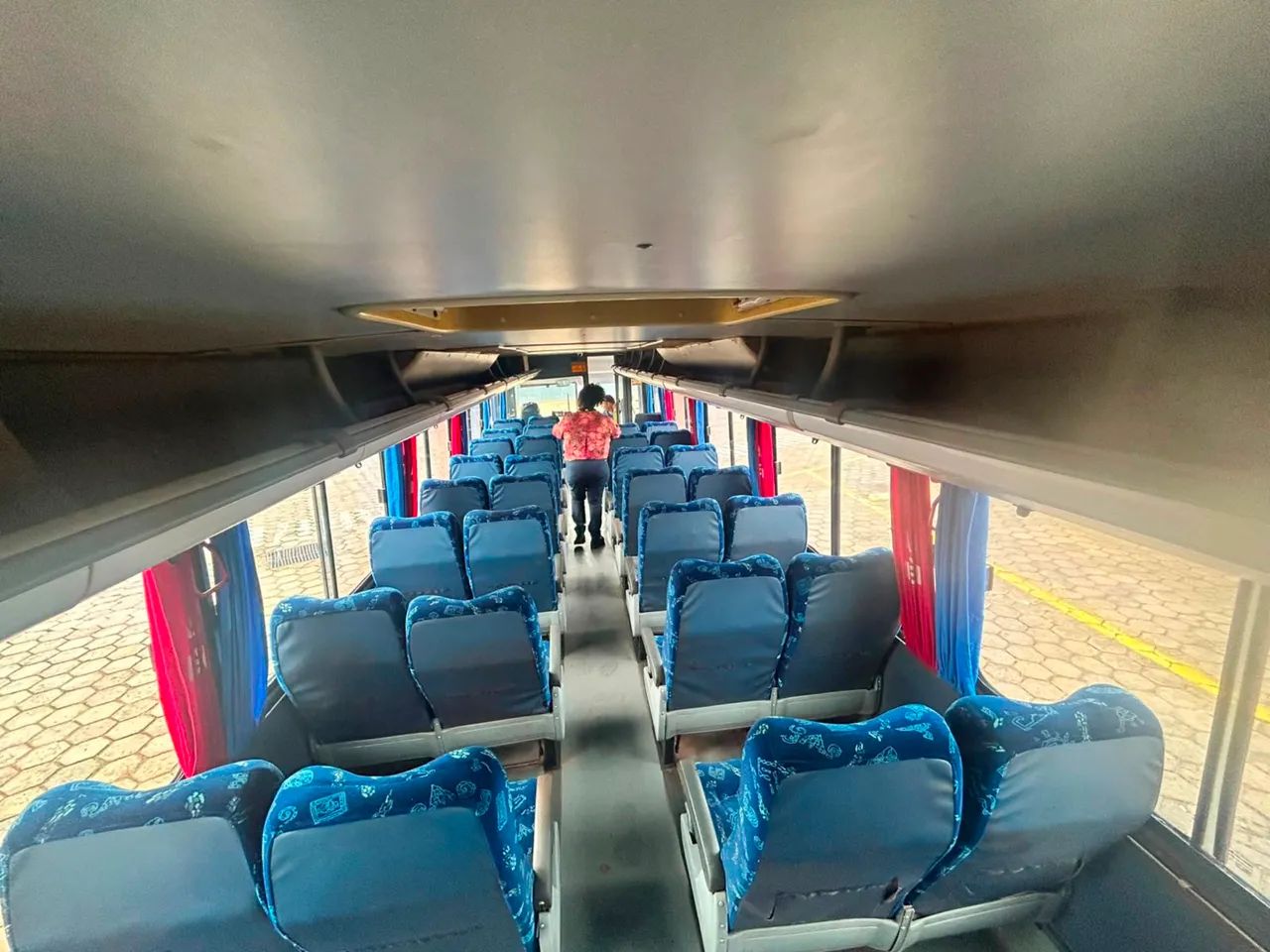 Ônibus rod motor dianteiro c/ar - Foto 2