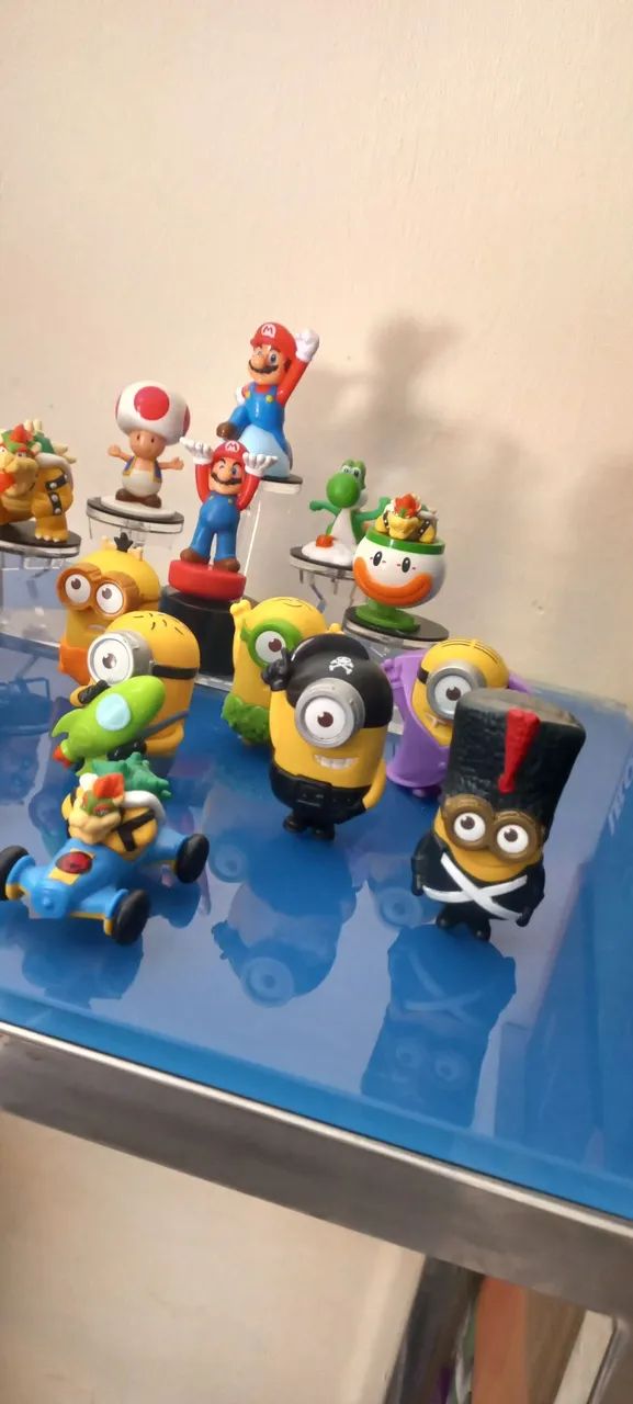 Vendo miniaturas Mario broz e dos minions - Foto 2