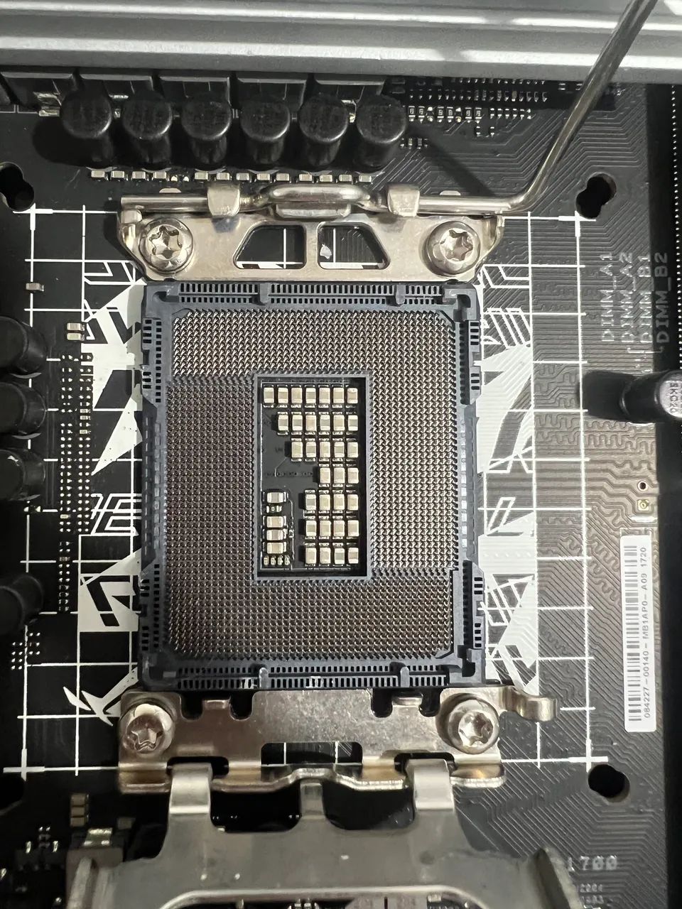 Placa Mãe Z690-A Rog Strix DDR5  - Foto 2