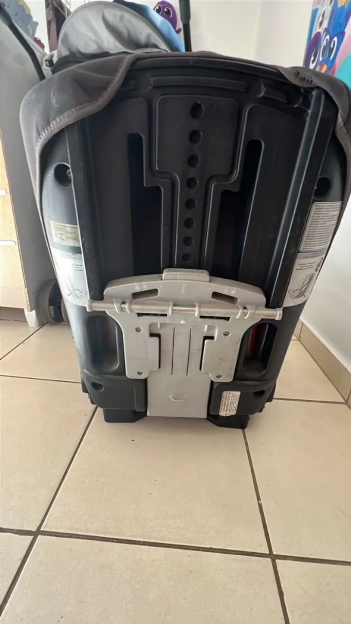 Vendo cadeirinha para carro