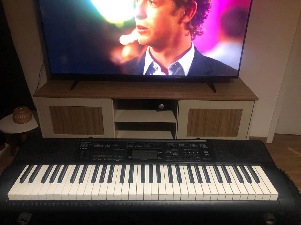 Teclado Casio CTK-3200 - Foto 2