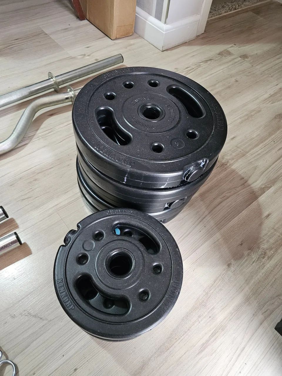 Kit de anilhas e barras Kenkorp - 60kg - Foto 2