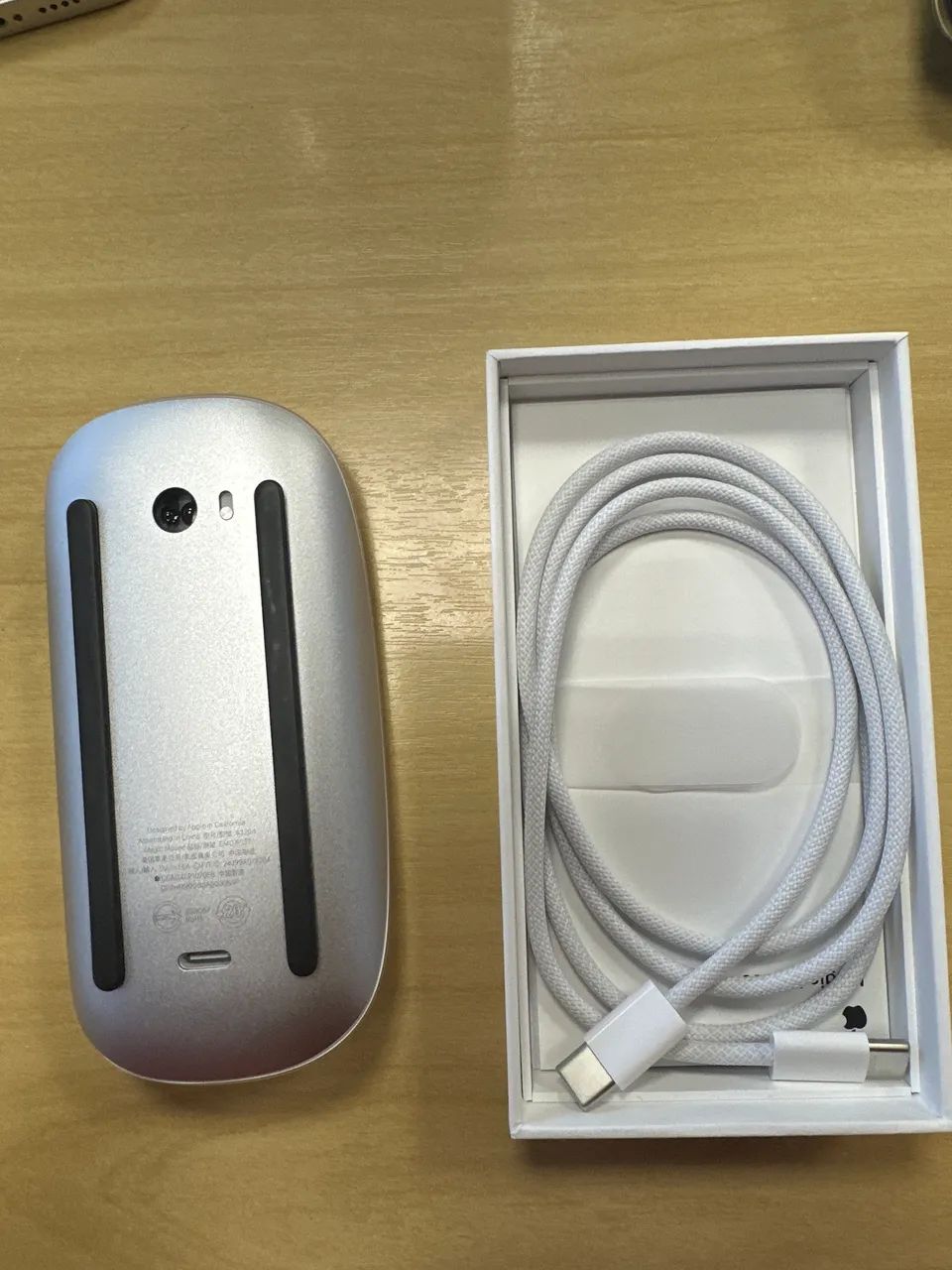 Magic Mouse Apple - Periféricos e Acessórios de Computador