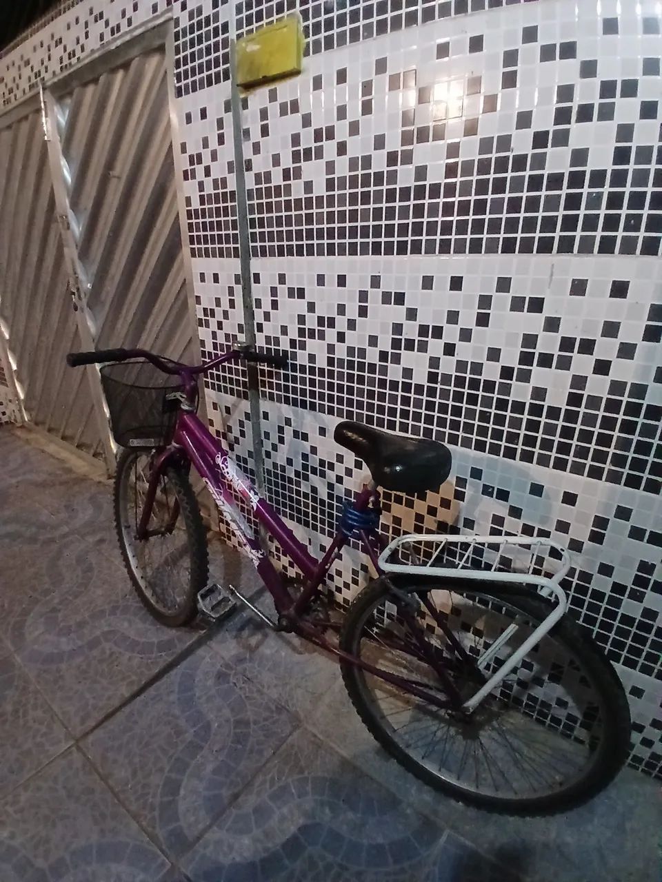 Vendo uma bicicleta . - Foto 2