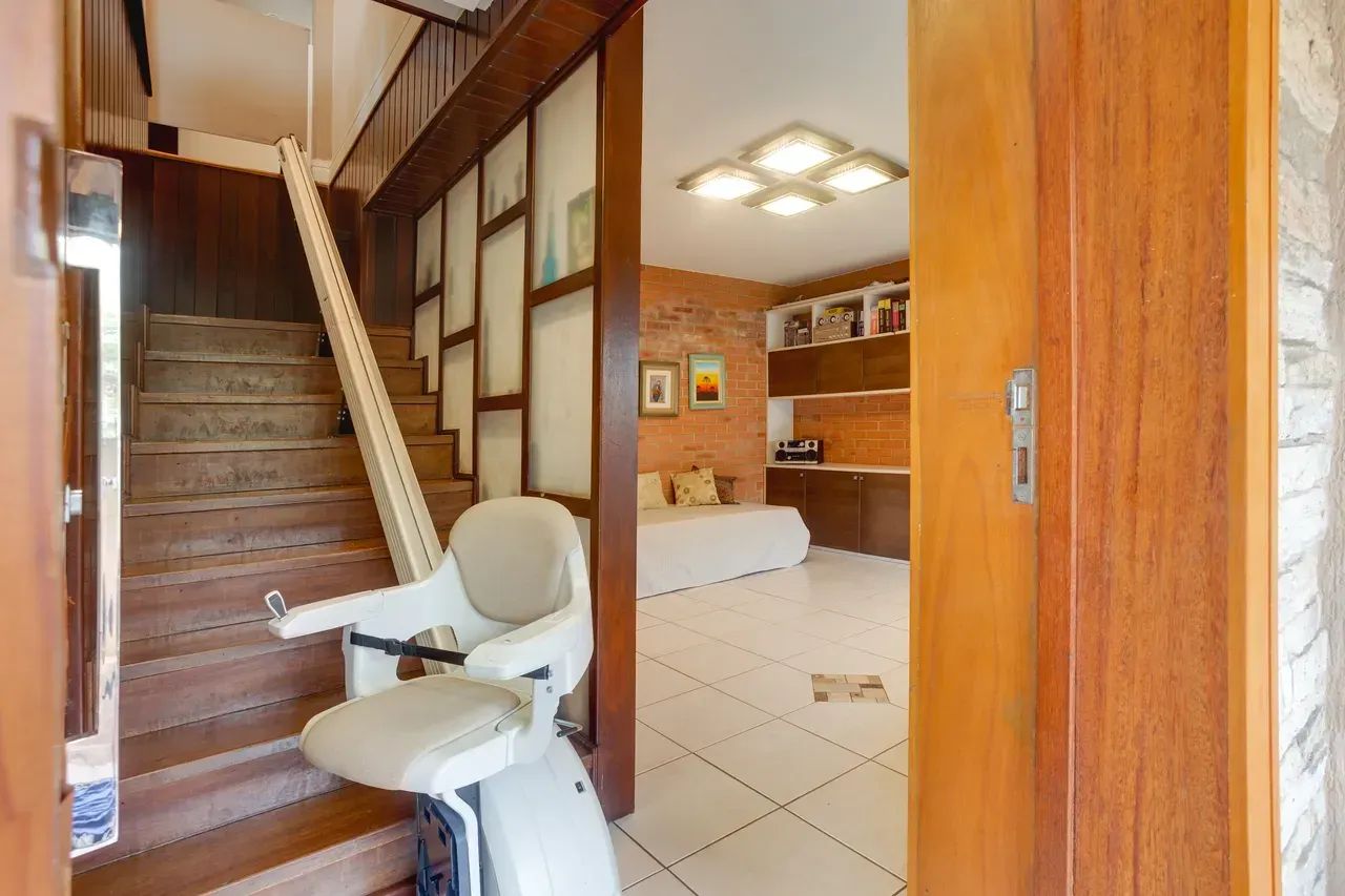 Casa para venda com 280 metros quadrados com 5 quartos - Foto 4