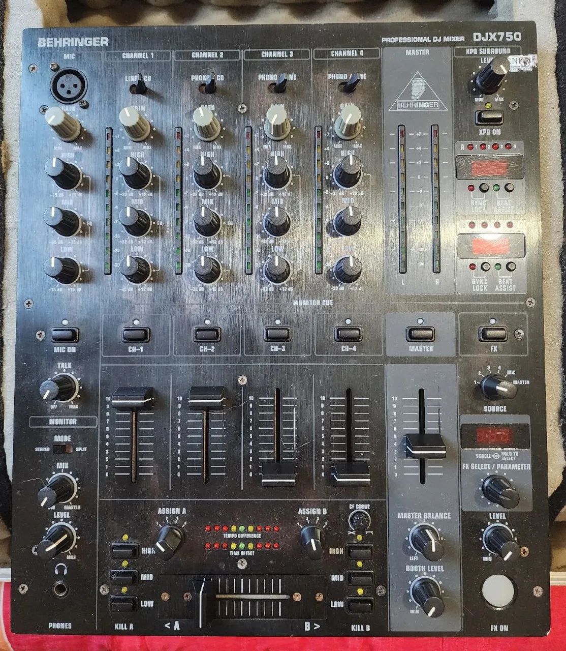 Par CDJ 400 e Mixer Behringer DJX 750 - Foto 3