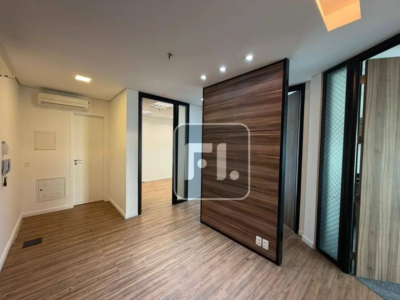 Conjunto para alugar, 97 m² - Bela Vista - São Paulo/SP