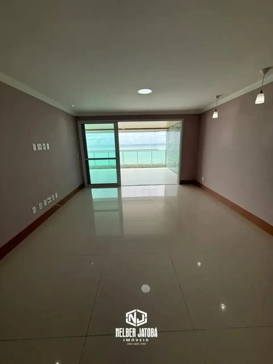 Beira-Mar | 4 Suítes | 258m² | 4 Vagas - Foto 3