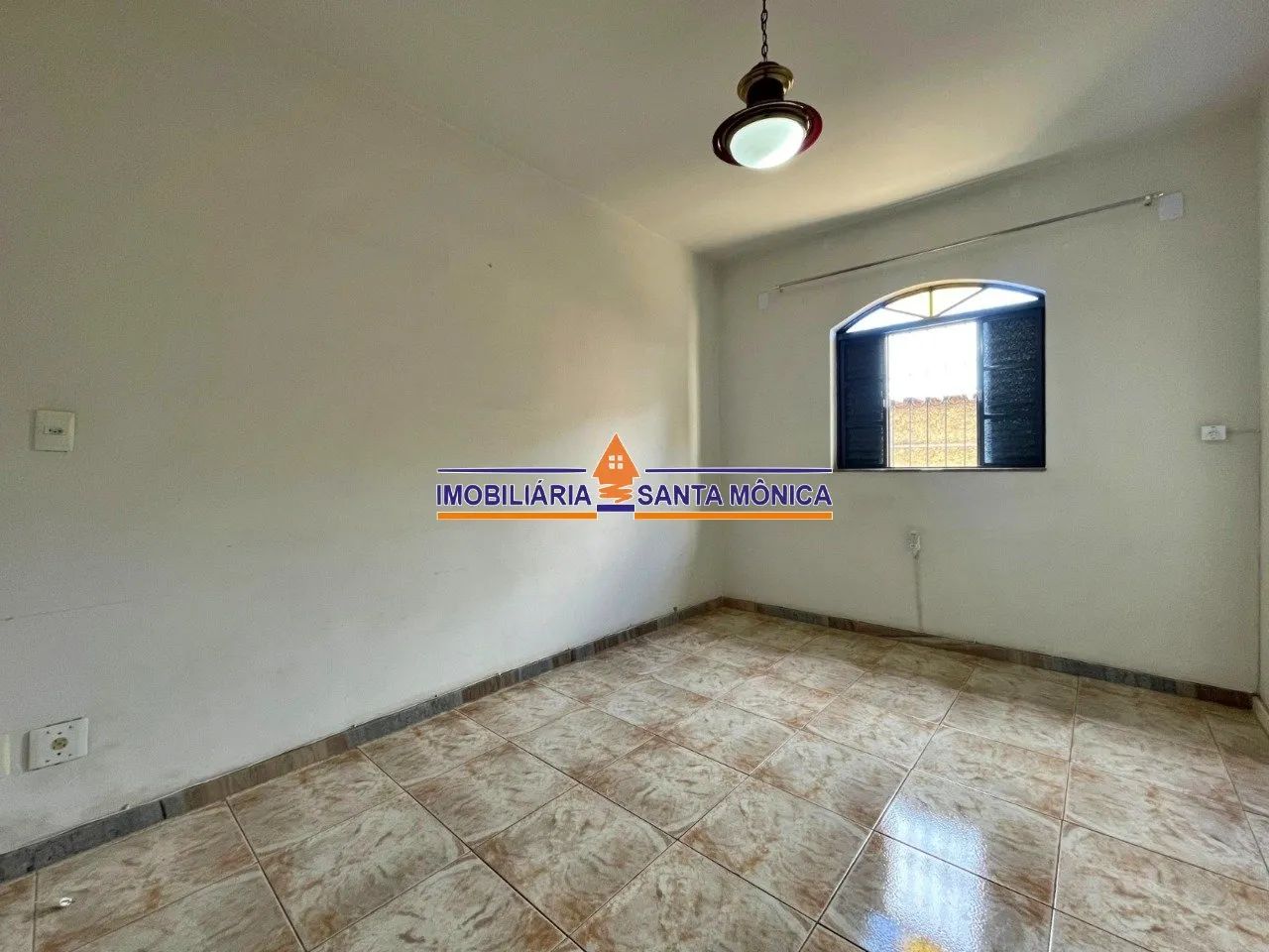 Casa Plana 4 quartos + Barracão - Jardim Leblon - Foto 5
