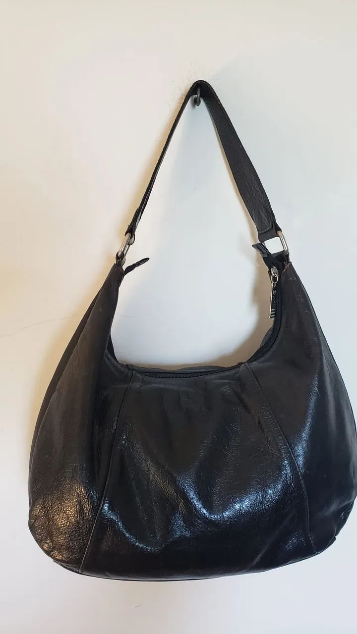 BOLSA DE OMBRO ESTILO CANOA PRETA  - Foto 5