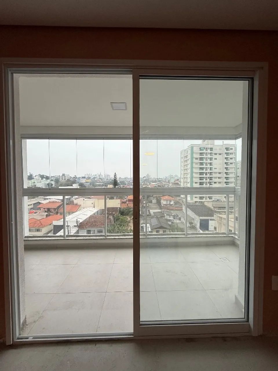 Esquadria de alumínio sacada - Foto 4
