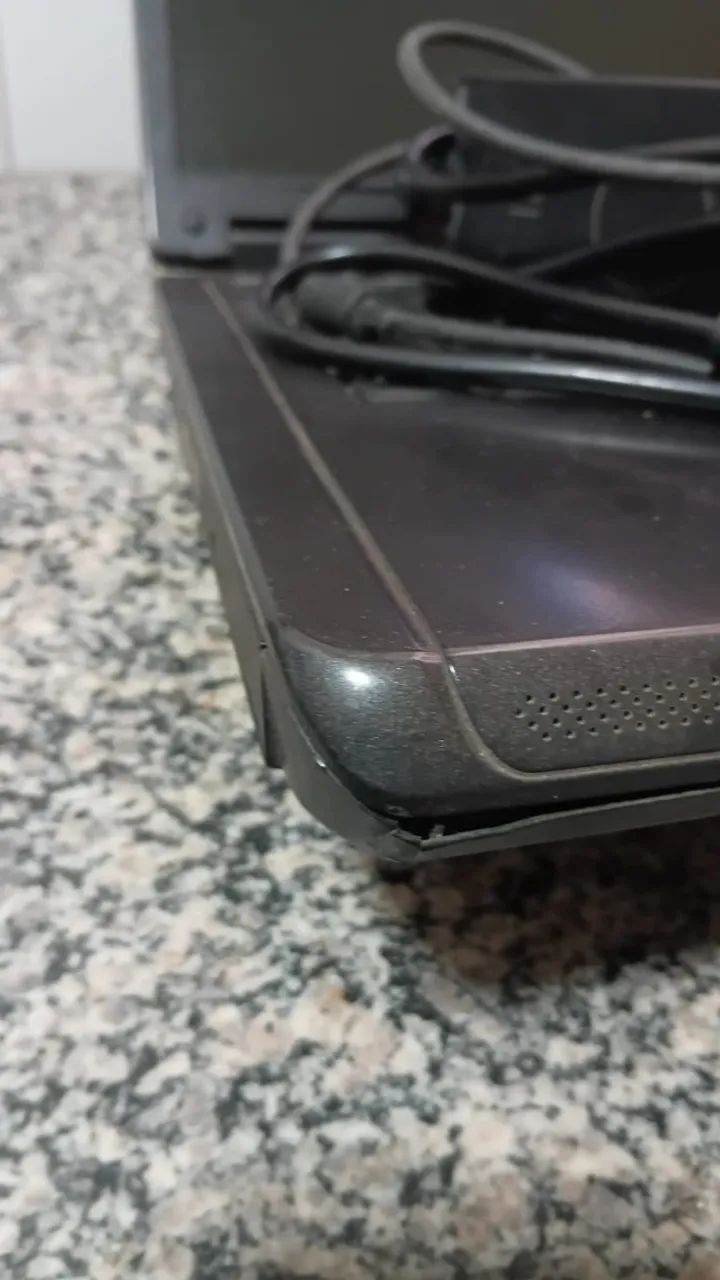 Notebook Dell Vostro 1000 - Foto 3
