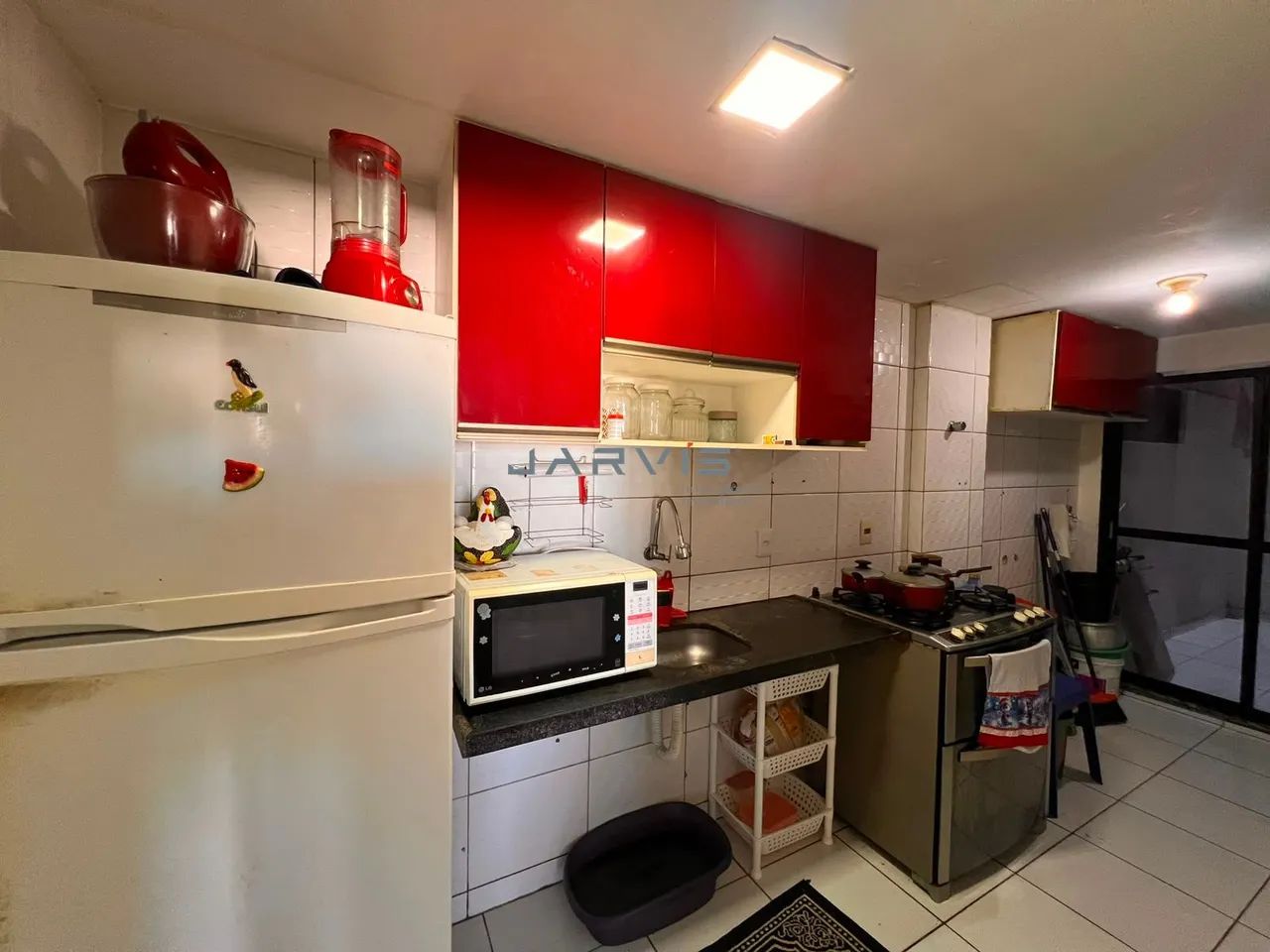 Vendo apartamento com 3 quartos sendo 1 suite - R$ 330.000,00 - Foto 4