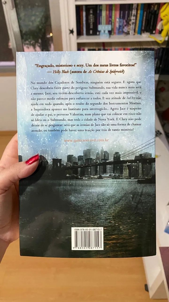 Cidade das Cinzas - Cassandra Clare - Foto 2