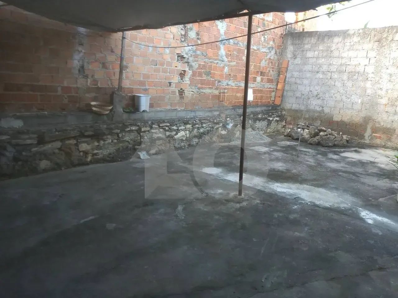 Casa de 120m² no Bairro Jardim Centenário com 2 Quartos, Quintal e Área de Serviço. - Foto 5
